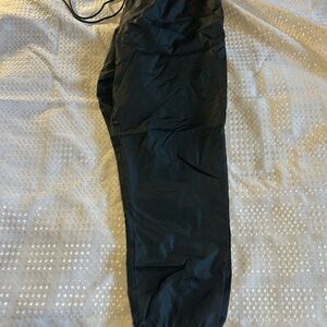 Under Armour Black wind pant